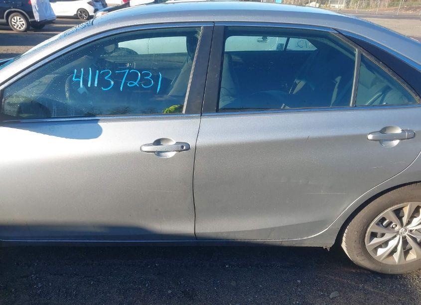 Photo 14 of 2016 Toyota Camry LE (VIN 4T4BF1FK4GR543488)