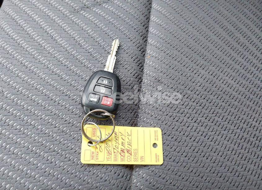 Photo 11 of 2016 Toyota Camry LE (VIN 4T4BF1FK4GR546939)