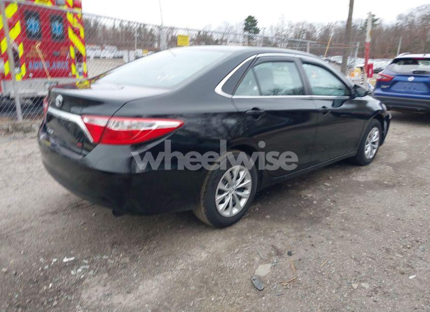 Photo 4 of 2016 Toyota Camry LE (VIN 4T4BF1FK4GR546939)