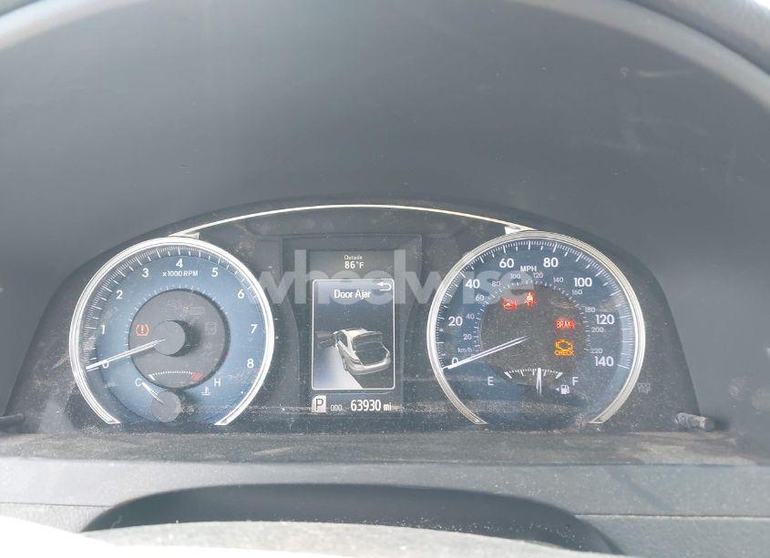 Photo 7 of 2016 Toyota Camry LE (VIN 4T4BF1FK4GR550988)