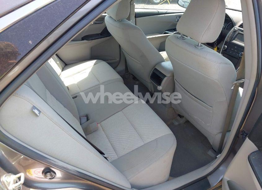 Photo 8 of 2016 Toyota Camry LE (VIN 4T4BF1FK4GR550988)