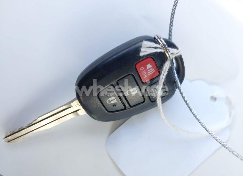 Photo 11 of 2016 Toyota Camry LE (VIN 4T4BF1FK4GR551574)