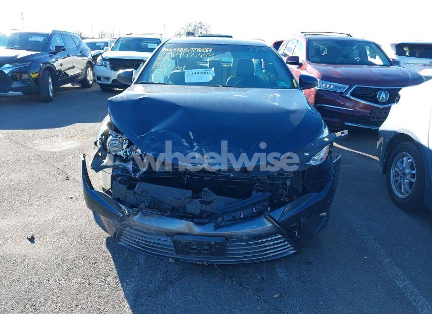 Photo 12 of 2016 Toyota Camry LE (VIN 4T4BF1FK4GR551574)