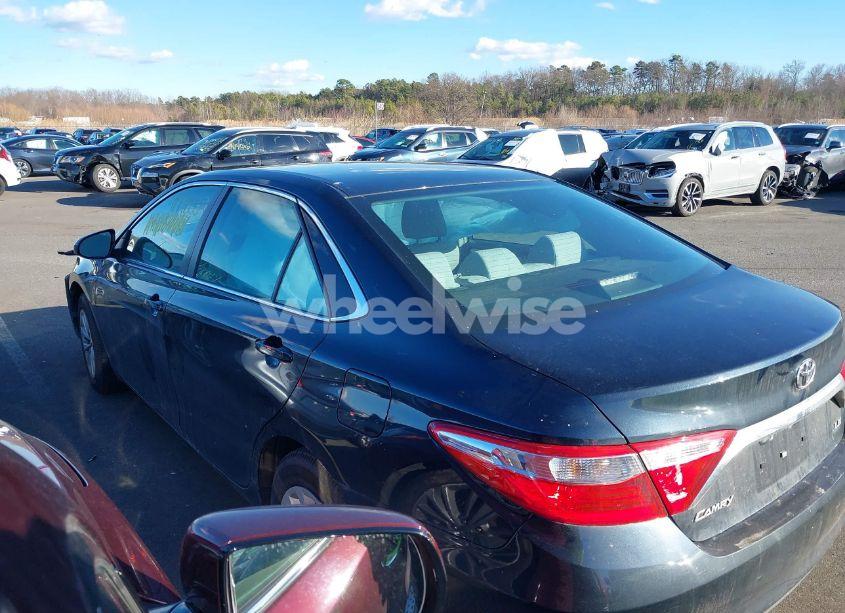 Photo 14 of 2016 Toyota Camry LE (VIN 4T4BF1FK4GR551574)