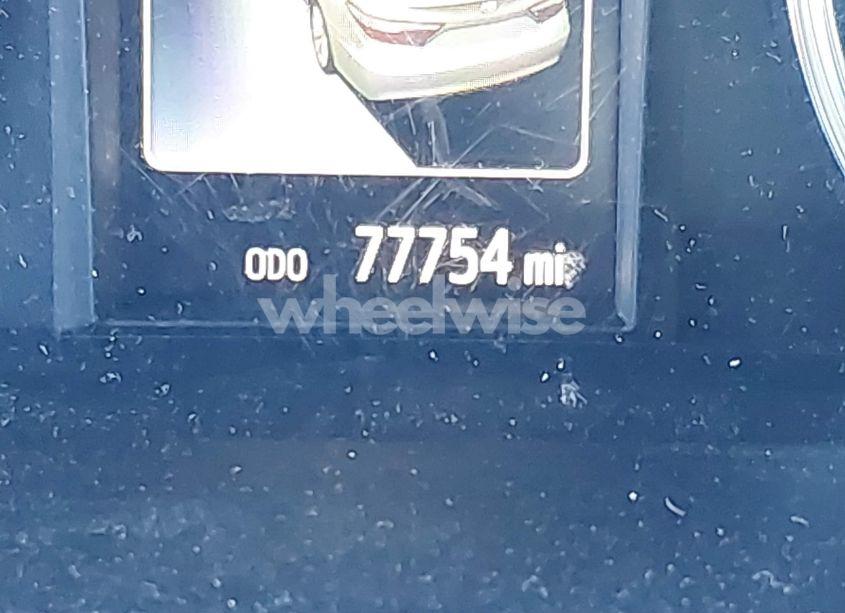 Photo 15 of 2016 Toyota Camry LE (VIN 4T4BF1FK4GR551574)