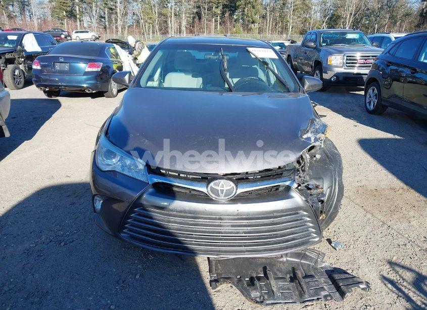 Photo 12 of 2016 Toyota Camry LE (VIN 4T4BF1FK4GR555852)