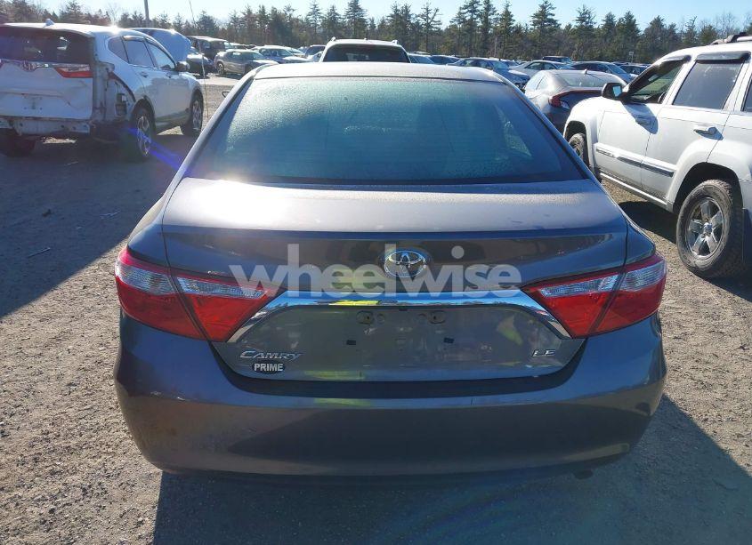 Photo 16 of 2016 Toyota Camry LE (VIN 4T4BF1FK4GR555852)