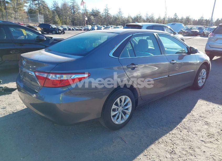 Photo 4 of 2016 Toyota Camry LE (VIN 4T4BF1FK4GR555852)