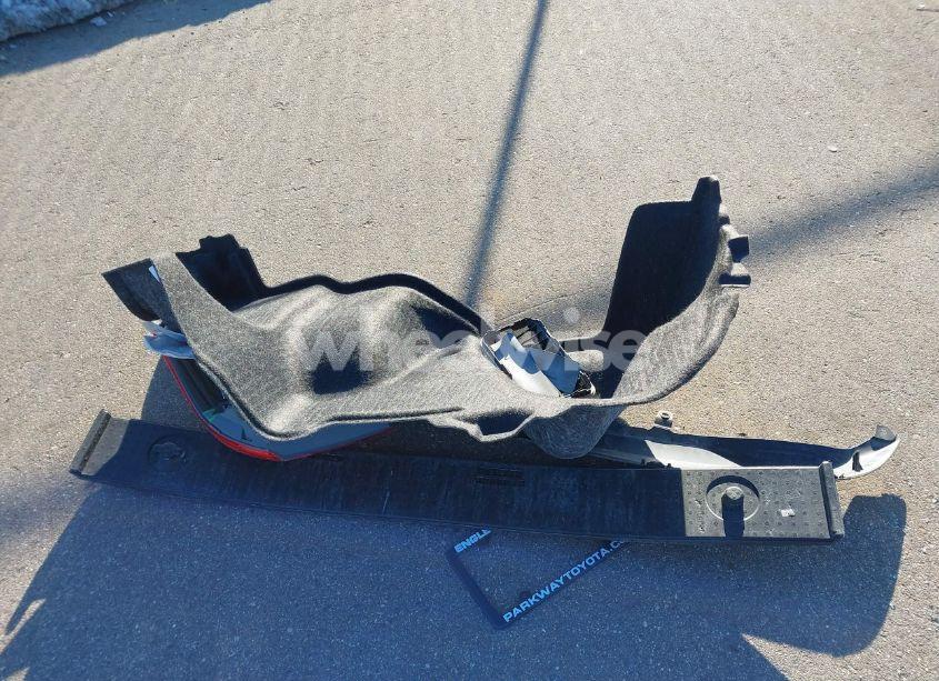 Photo 12 of 2016 Toyota Camry LE (VIN 4T4BF1FK4GR561425)