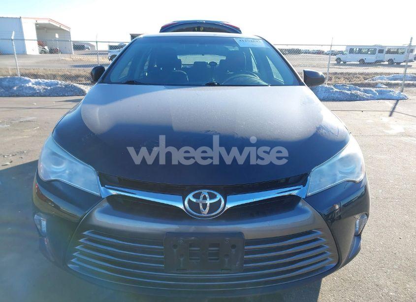 Photo 13 of 2016 Toyota Camry LE (VIN 4T4BF1FK4GR561425)