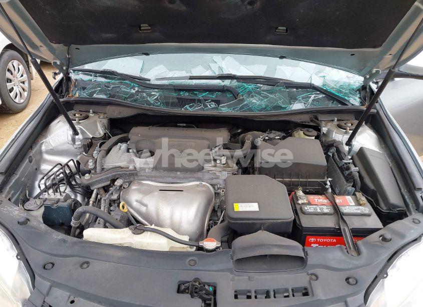 Photo 10 of 2016 Toyota Camry LE (VIN 4T4BF1FK4GR562509)