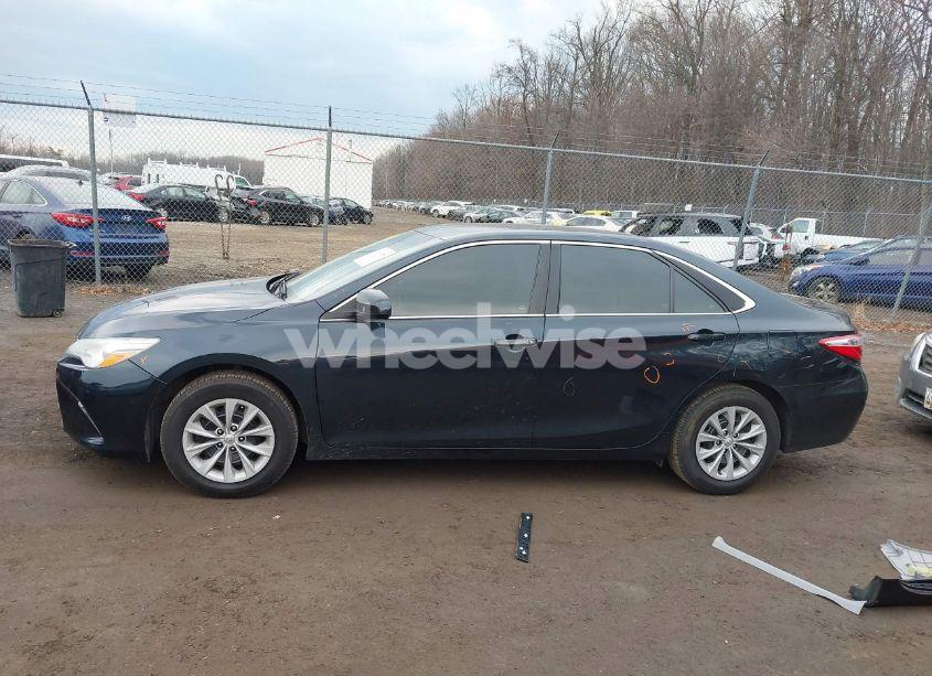 Photo 14 of 2016 Toyota Camry LE (VIN 4T4BF1FK4GR571226)