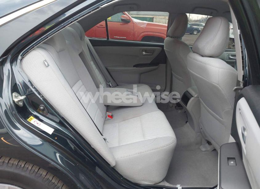 Photo 8 of 2016 Toyota Camry LE (VIN 4T4BF1FK4GR571226)