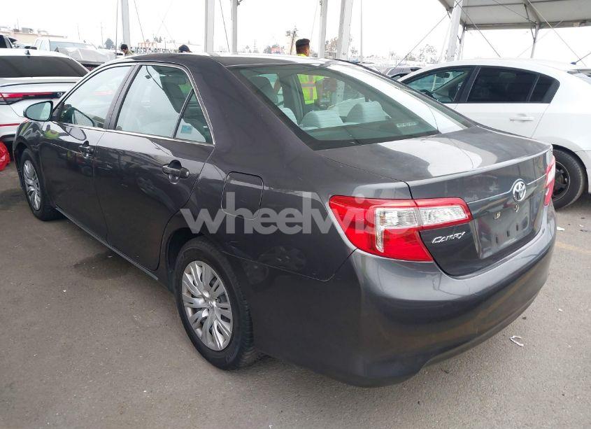 Photo 3 of 2012 Toyota Camry LE (VIN 4T4BF1FK5CR171105)
