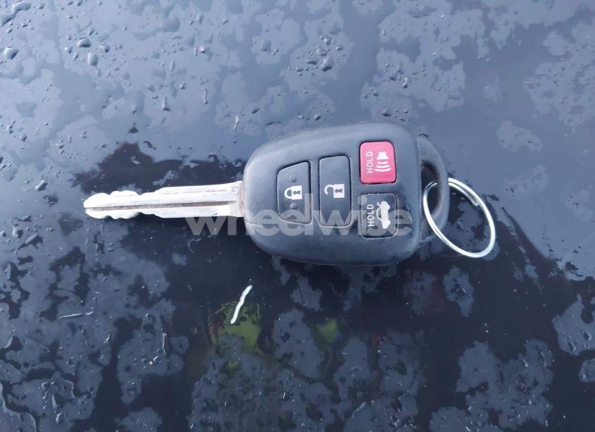 Photo 11 of 2012 Toyota Camry LE (VIN 4T4BF1FK5CR232291)