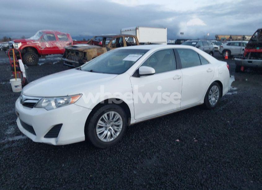 Photo 2 of 2012 Toyota Camry LE (VIN 4T4BF1FK5CR232291)
