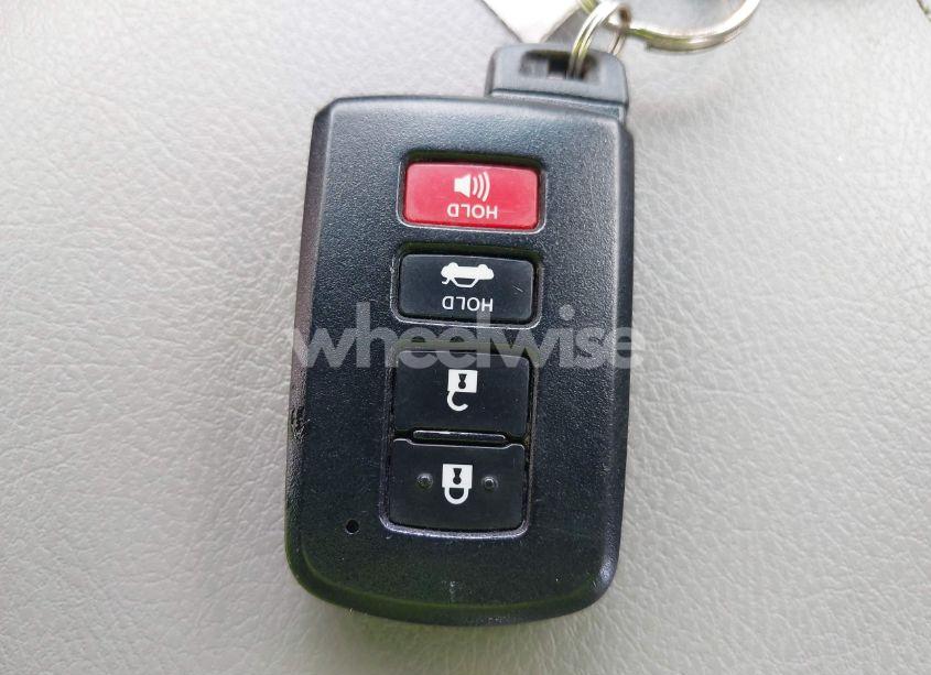 Photo 11 of 2012 Toyota Camry XLE (VIN 4T4BF1FK5CR242657)