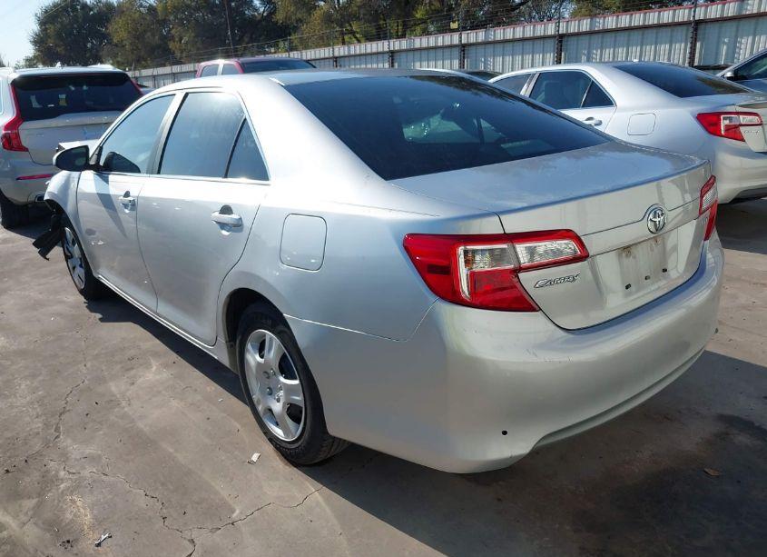 Photo 3 of 2012 Toyota Camry LE (VIN 4T4BF1FK5CR271463)
