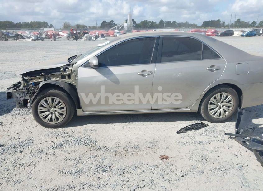 Photo 14 of 2013 Toyota Camry LE (VIN 4T4BF1FK5DR283582)