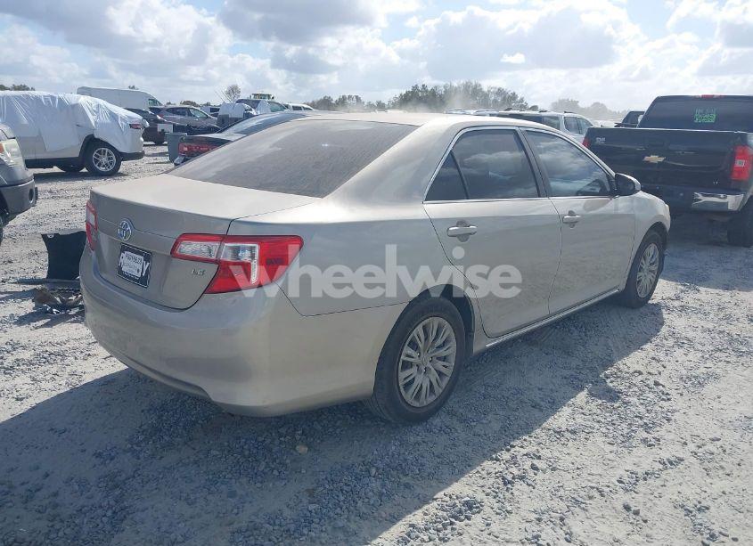 Photo 4 of 2013 Toyota Camry LE (VIN 4T4BF1FK5DR283582)