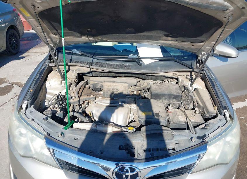 Photo 10 of 2013 Toyota Camry LE (VIN 4T4BF1FK5DR289513)