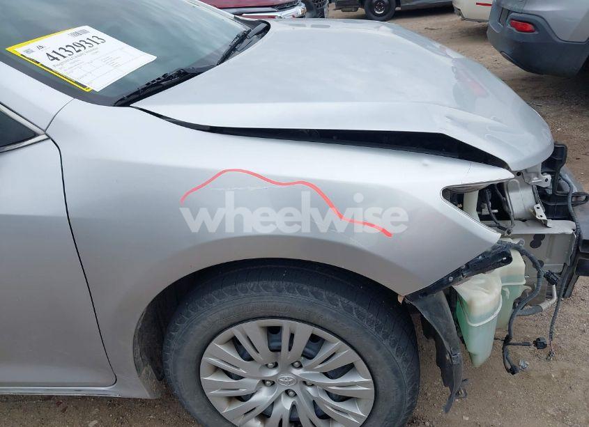 Photo 19 of 2013 Toyota Camry LE (VIN 4T4BF1FK5DR299104)