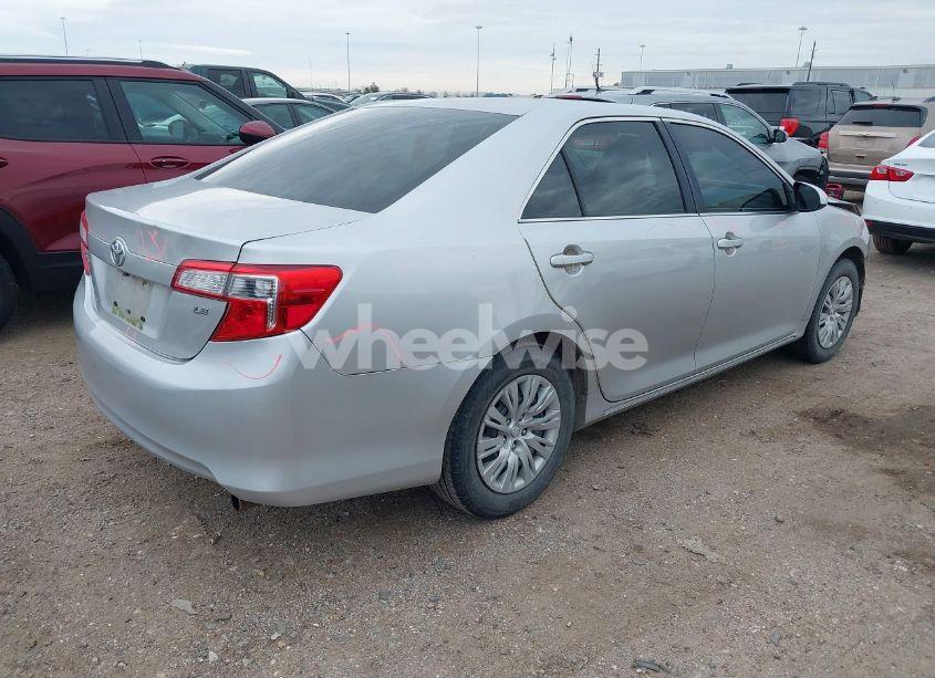 Photo 4 of 2013 Toyota Camry LE (VIN 4T4BF1FK5DR299104)
