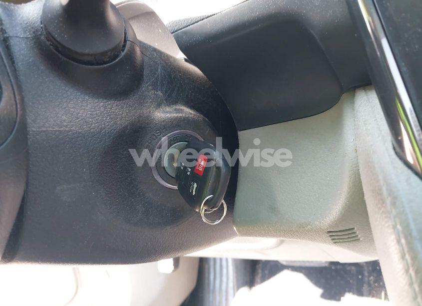 Photo 11 of 2013 Toyota Camry LE (VIN 4T4BF1FK5DR301014)