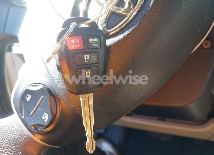 Photo 11 of 2013 Toyota Camry LE (VIN 4T4BF1FK5DR303460)