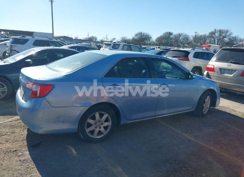 Photo 13 of 2013 Toyota Camry LE (VIN 4T4BF1FK5DR303460)