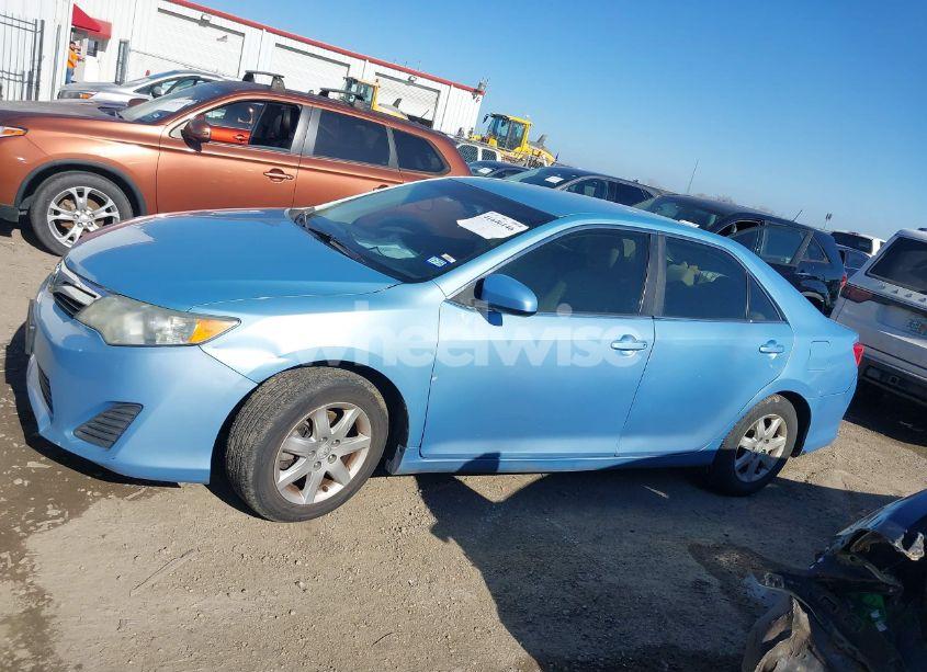 Photo 14 of 2013 Toyota Camry LE (VIN 4T4BF1FK5DR303460)