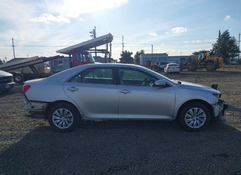 Photo 14 of 2013 Toyota Camry LE (VIN 4T4BF1FK5DR307699)