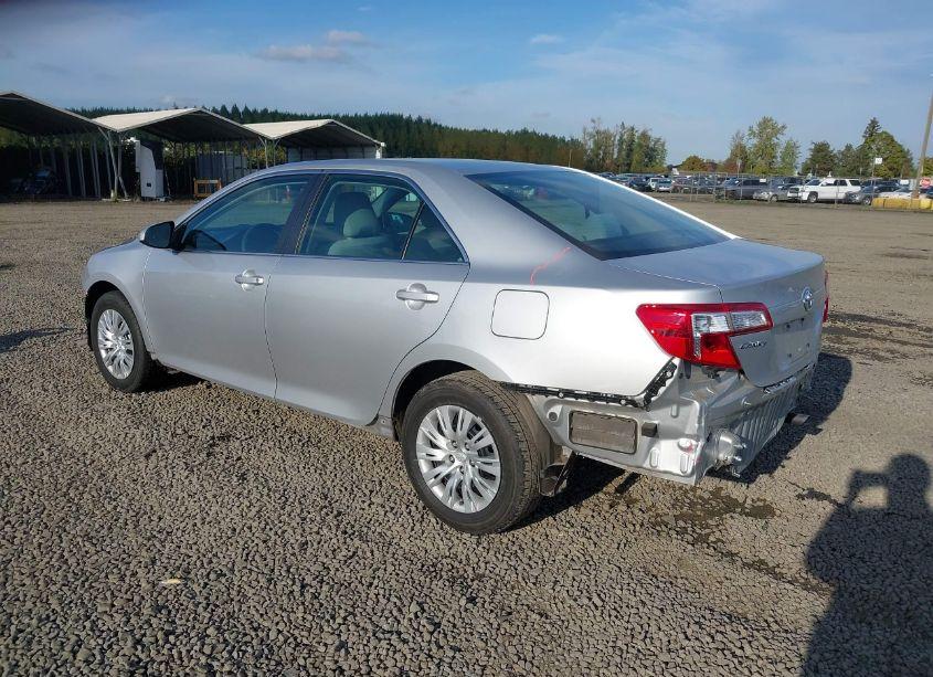 Photo 3 of 2013 Toyota Camry LE (VIN 4T4BF1FK5DR307699)