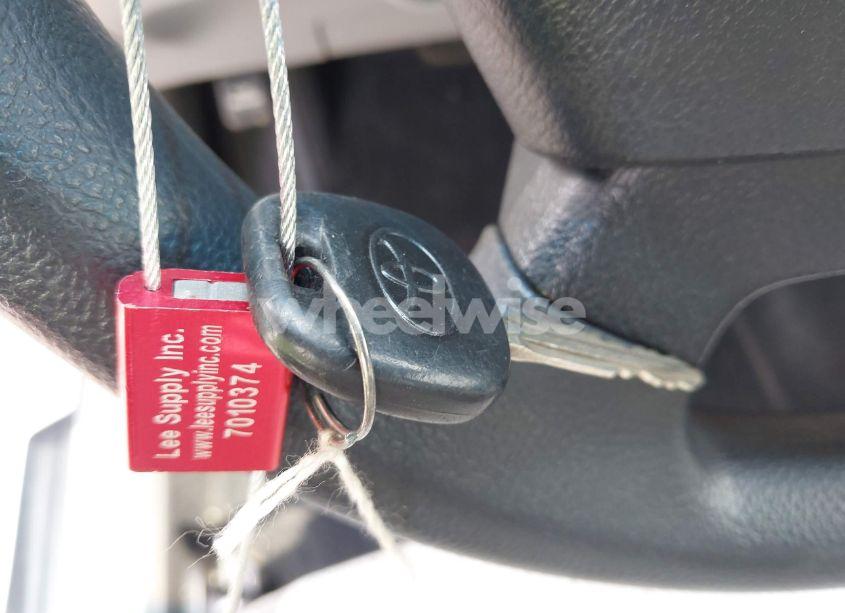 Photo 11 of 2014 Toyota Camry L (VIN 4T4BF1FK5ER347251)