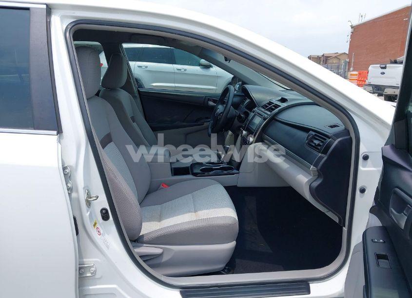 Photo 5 of 2014 Toyota Camry L (VIN 4T4BF1FK5ER347251)