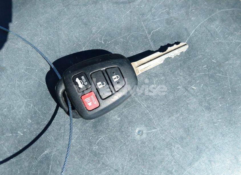 Photo 11 of 2014 Toyota Camry LE (VIN 4T4BF1FK5ER350196)