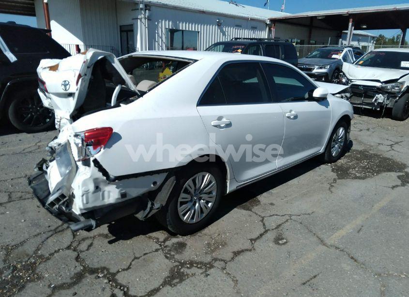 Photo 4 of 2014 Toyota Camry LE (VIN 4T4BF1FK5ER350196)