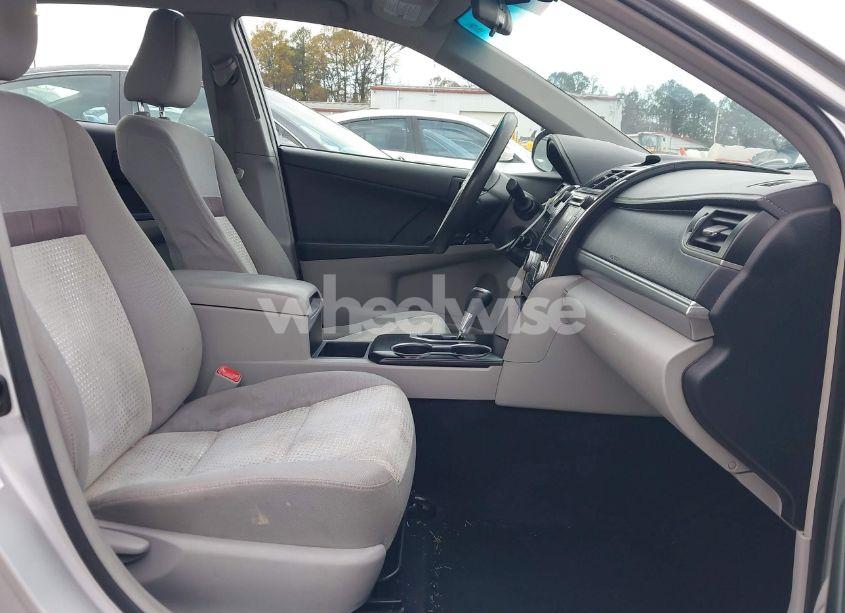 Photo 5 of 2014 Toyota Camry L (VIN 4T4BF1FK5ER355639)