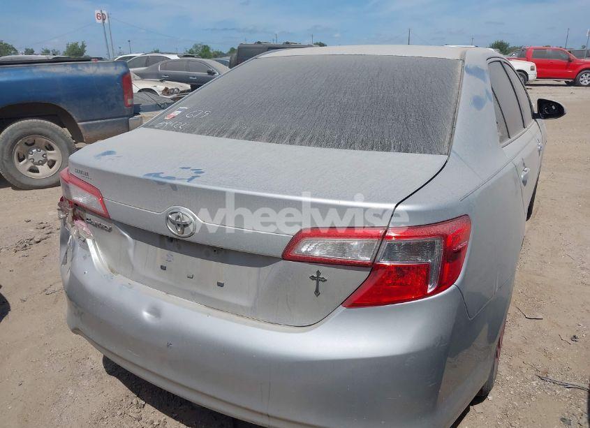 Photo 4 of 2014 Toyota Camry L (VIN 4T4BF1FK5ER391296)