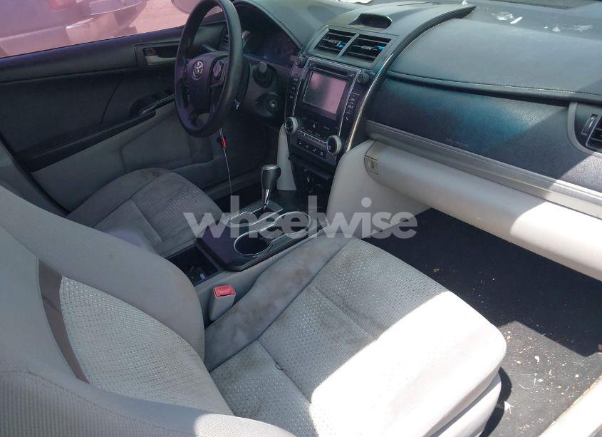 Photo 5 of 2014 Toyota Camry L (VIN 4T4BF1FK5ER391296)
