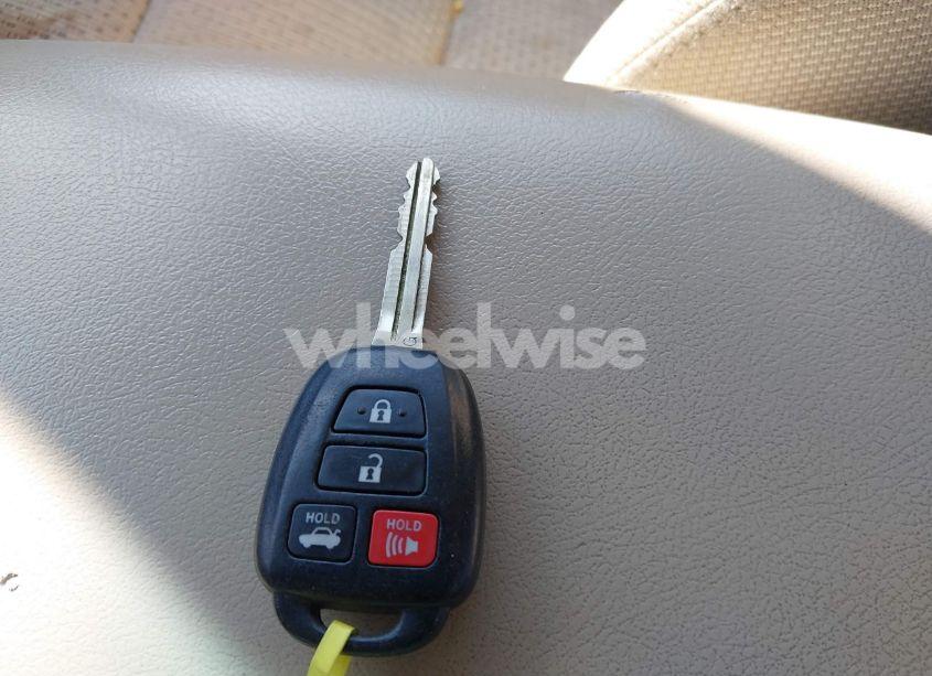 Photo 11 of 2014 Toyota Camry LE (VIN 4T4BF1FK5ER396286)