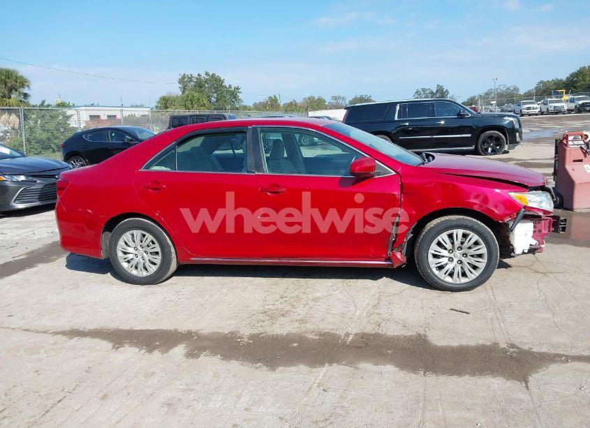 Photo 13 of 2014 Toyota Camry LE (VIN 4T4BF1FK5ER396286)