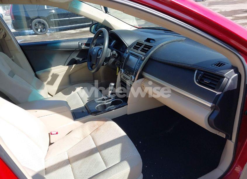 Photo 5 of 2014 Toyota Camry LE (VIN 4T4BF1FK5ER396286)