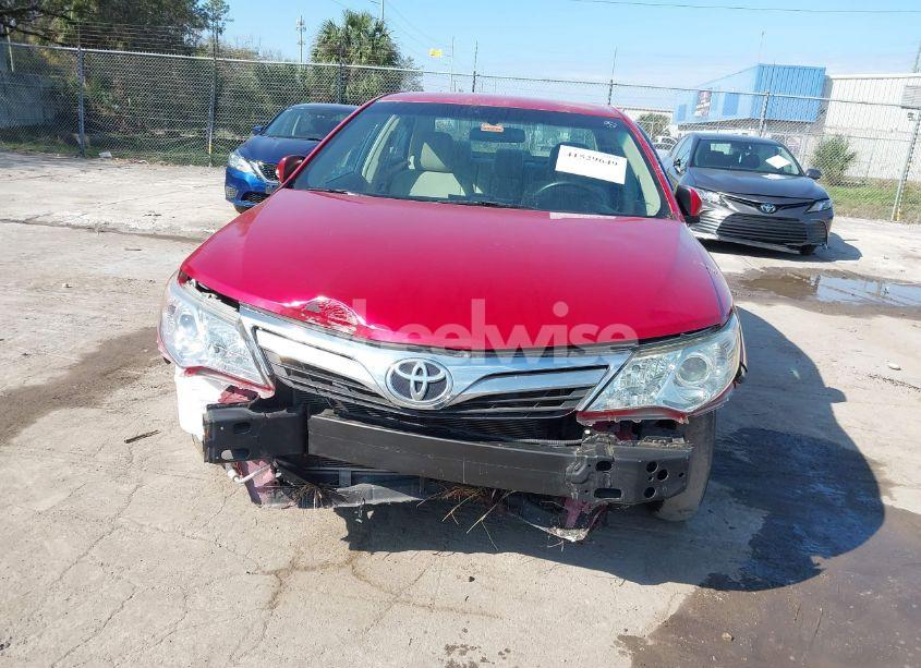 Photo 6 of 2014 Toyota Camry LE (VIN 4T4BF1FK5ER396286)