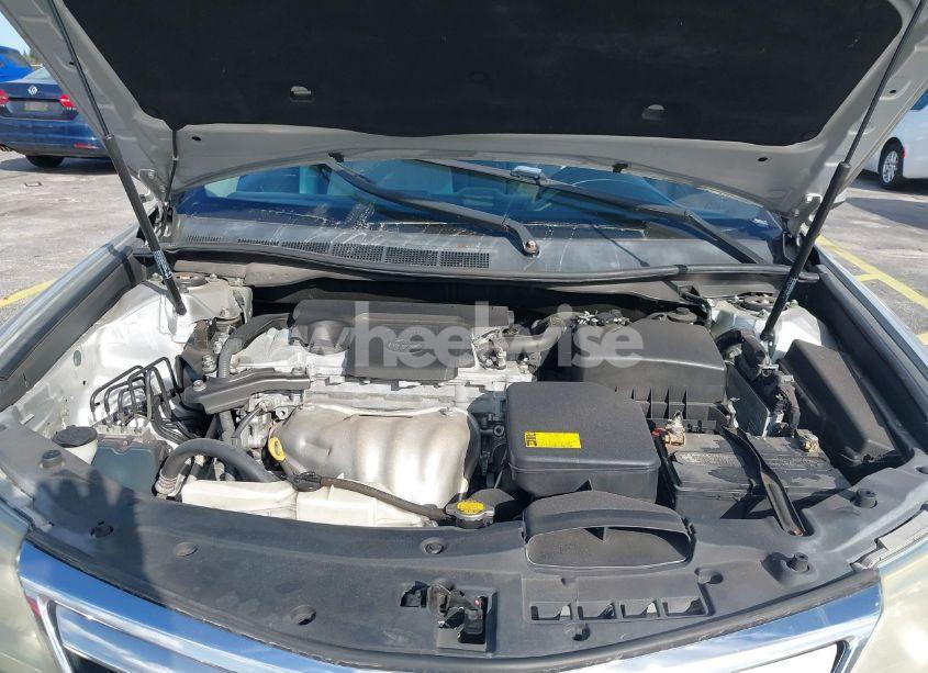 Photo 10 of 2014 Toyota Camry LE (VIN 4T4BF1FK5ER408579)