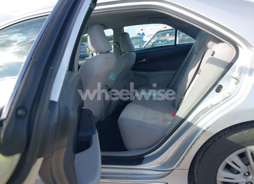 Photo 8 of 2014 Toyota Camry LE (VIN 4T4BF1FK5ER408579)