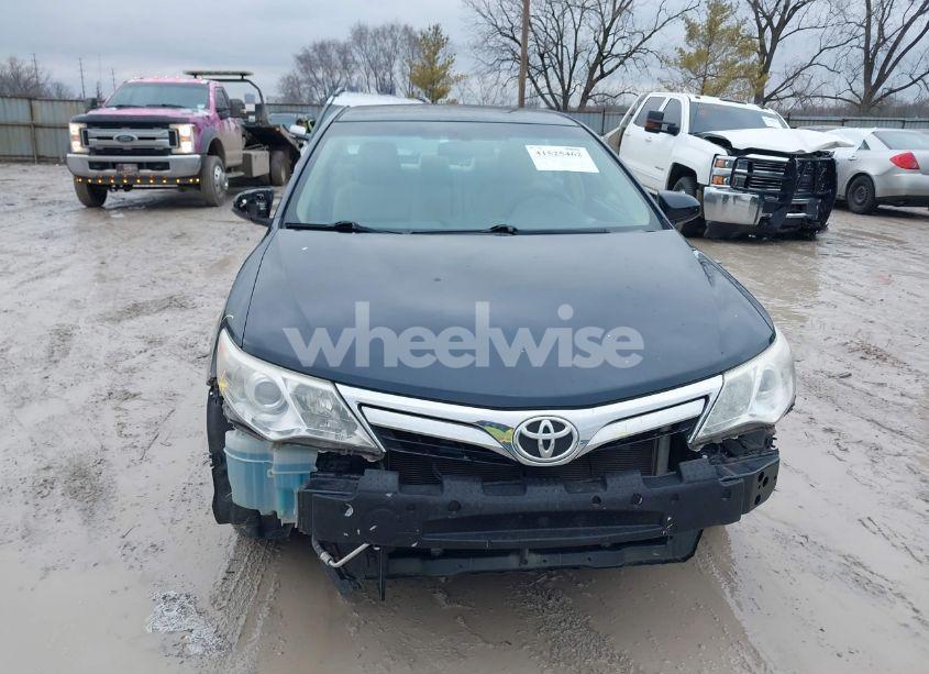 Photo 12 of 2014 Toyota Camry LE (VIN 4T4BF1FK5ER414415)