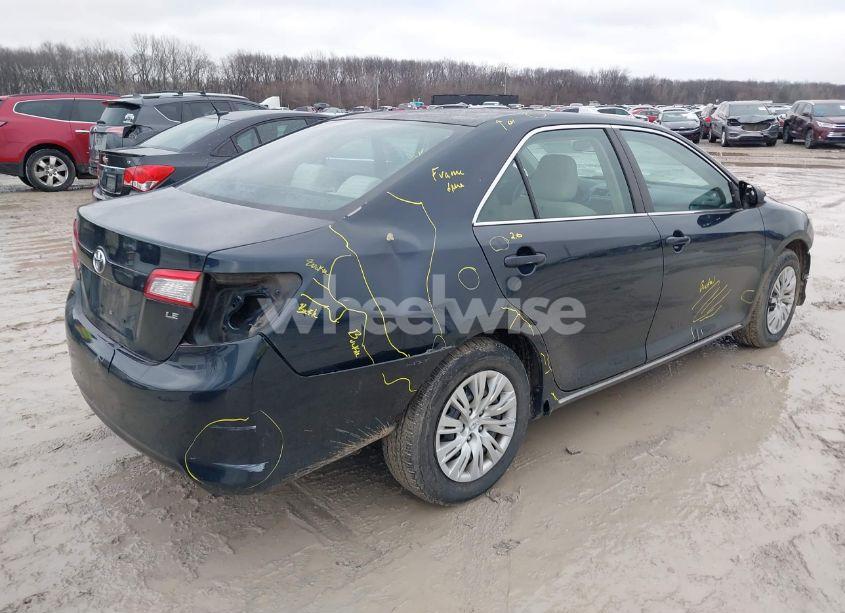 Photo 4 of 2014 Toyota Camry LE (VIN 4T4BF1FK5ER414415)