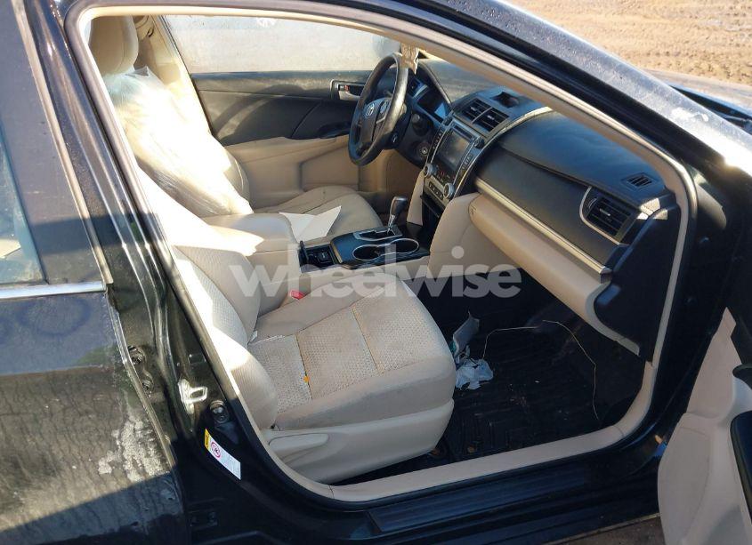 Photo 5 of 2014 Toyota Camry LE (VIN 4T4BF1FK5ER425253)