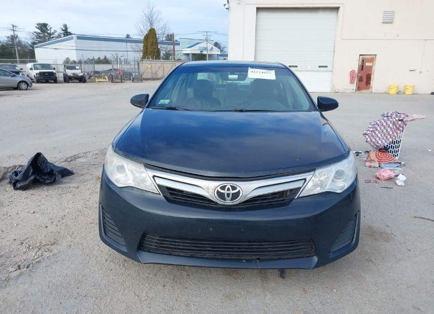 Photo 12 of 2014 Toyota Camry LE (VIN 4T4BF1FK5ER431912)